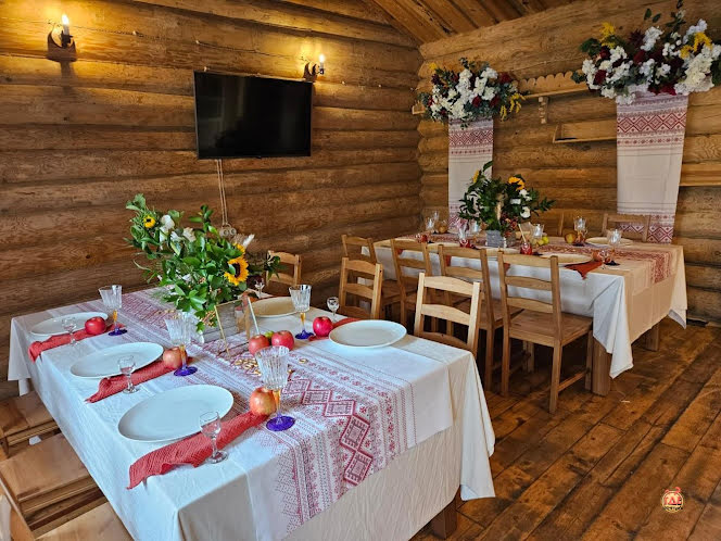 Беседка «Царская» в «Парк-отель Царская Усадьба «Остров»» фотография №1