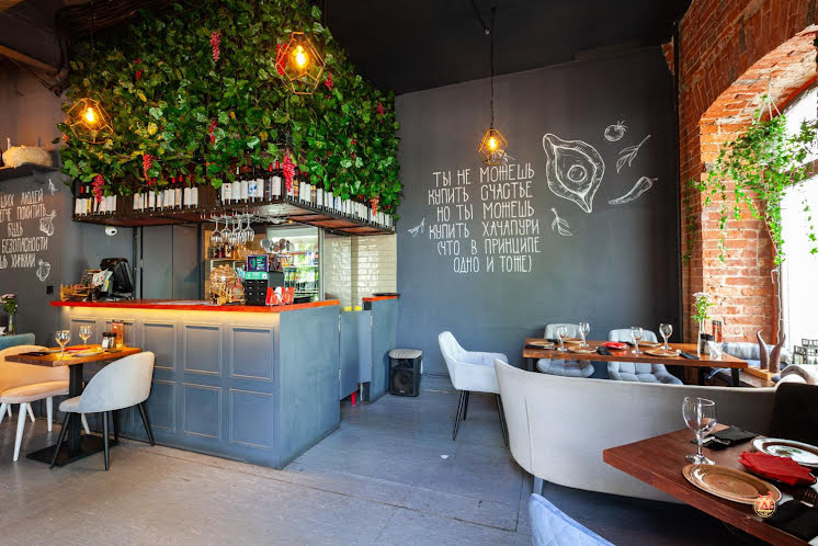 Зал ресторана в «Вах Хинкали на Холодильном» фотография №17