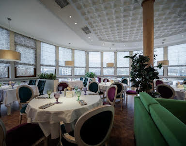  ресторан Манави