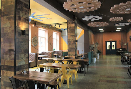 Основной зал в Основной зал