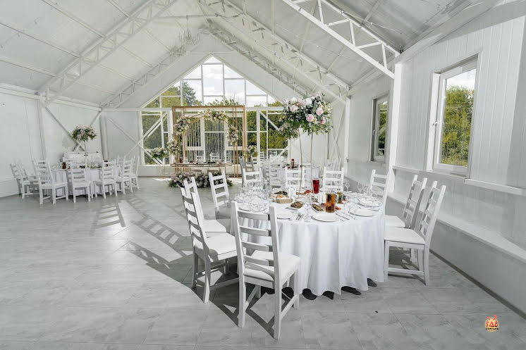 Барнхаус в «WHITE WEDDING» фотография №1