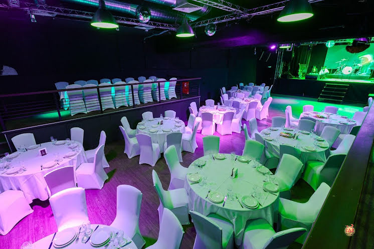 Зал на 200 человек в «Гластонберри» фотография №6