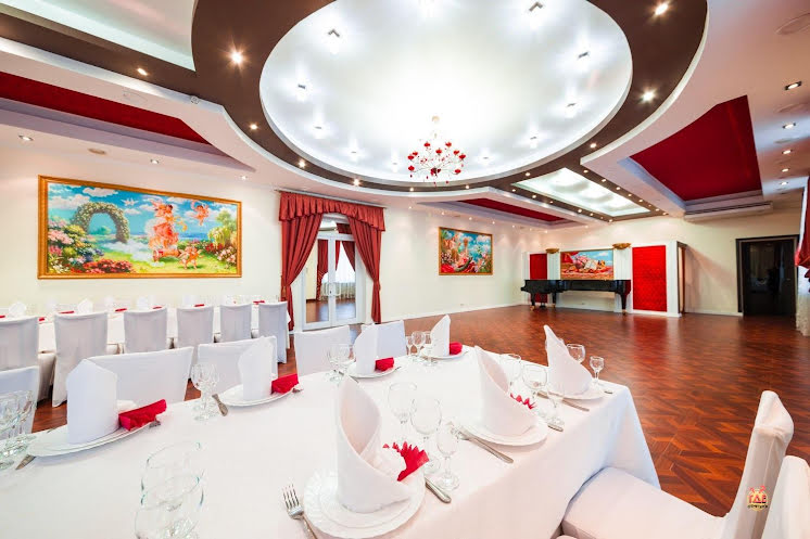 Зал «Старый рояль» в «Дворец Торжеств» фотография №3