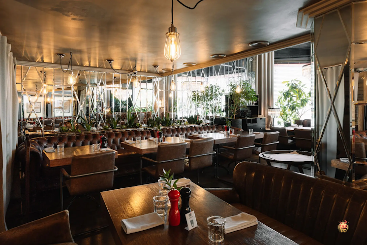 Американский зал в «Стейк-Хаус» фотография №6