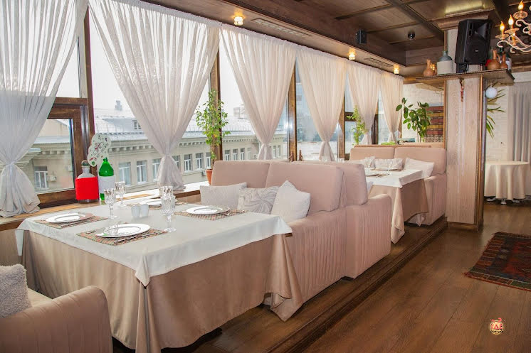 Основной зал  в «Кинто» фотография №8