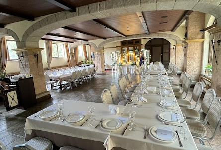 Зал «Свои люди» в Караоке-зал