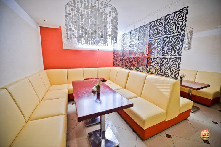 Зал «Lounge-Bar» в «Нежинка» фотография №3