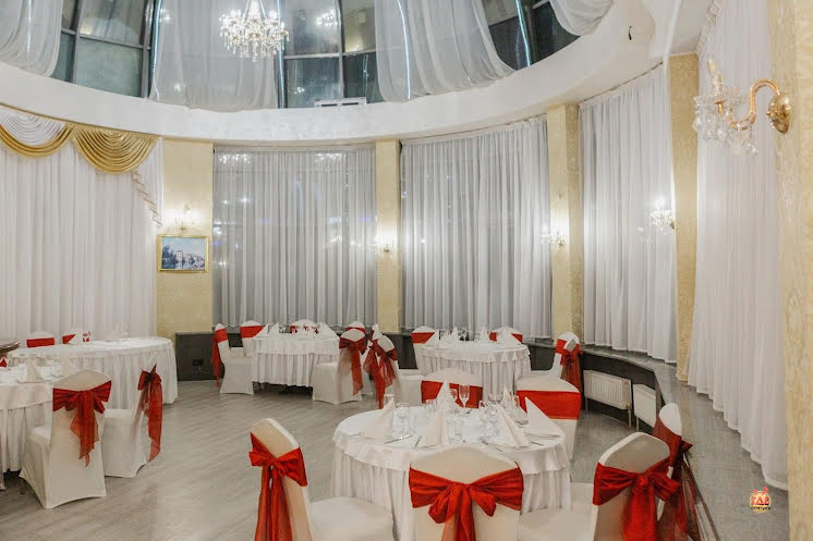 Зал "Тиффани" в «Алые паруса» фотография №15