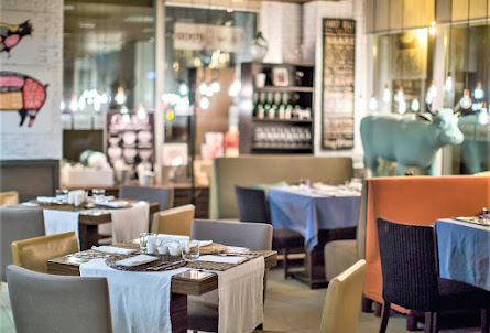 Основной зал в Малый зал