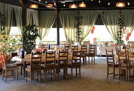 Летняя терраса в Конференц-зал «Диалог»