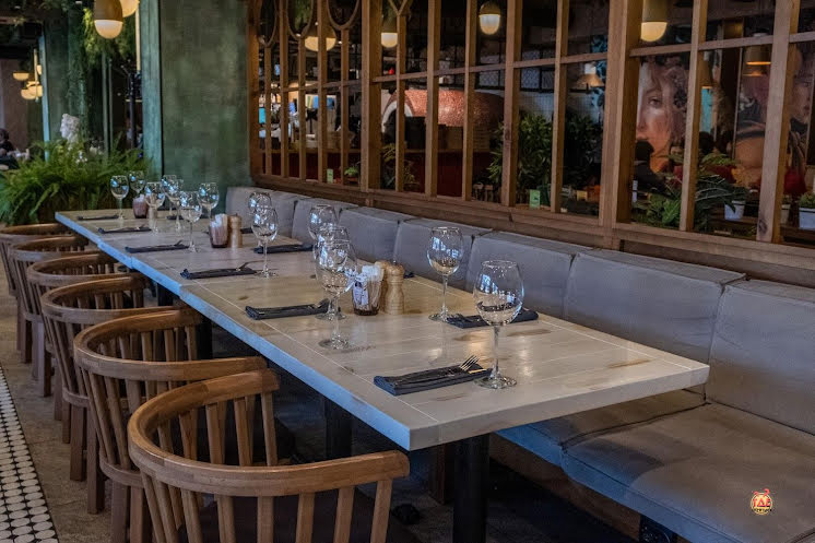 Зал ресторана в «Перчини на огне» фотография №3