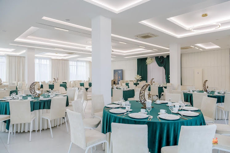 Зал "Большой премиум" в «Эмиз» фотография №12