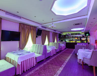 Новый год в Империя на Шаболовке