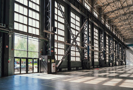 Основной зал  в Основной зал 