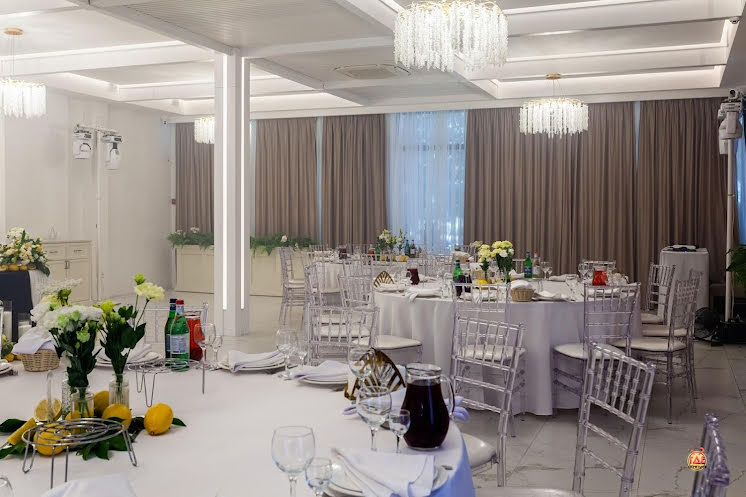 Зал  White в «Двин Холл» фотография №1