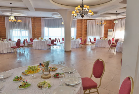 Банкетный зал в Каминный зал