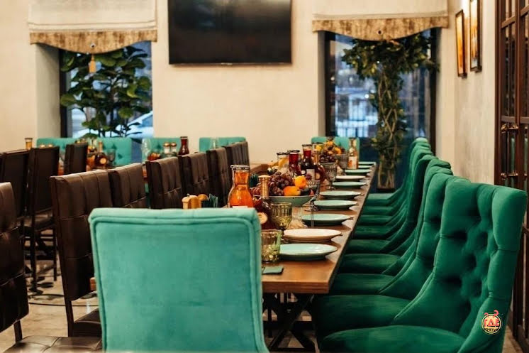 Общий зал в «Цирани холл» фотография №2