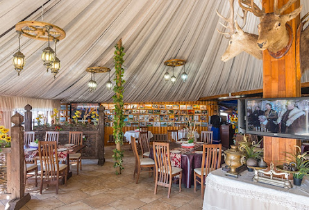 Зал "Основной" в Зал "Малая каминная"