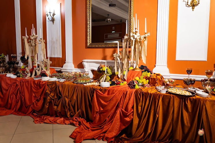 Зал «Екатерининский»  в «Праздник» фотография №11