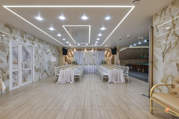 Банкетный зал на 2 этаже в «Лавр» фотография №10