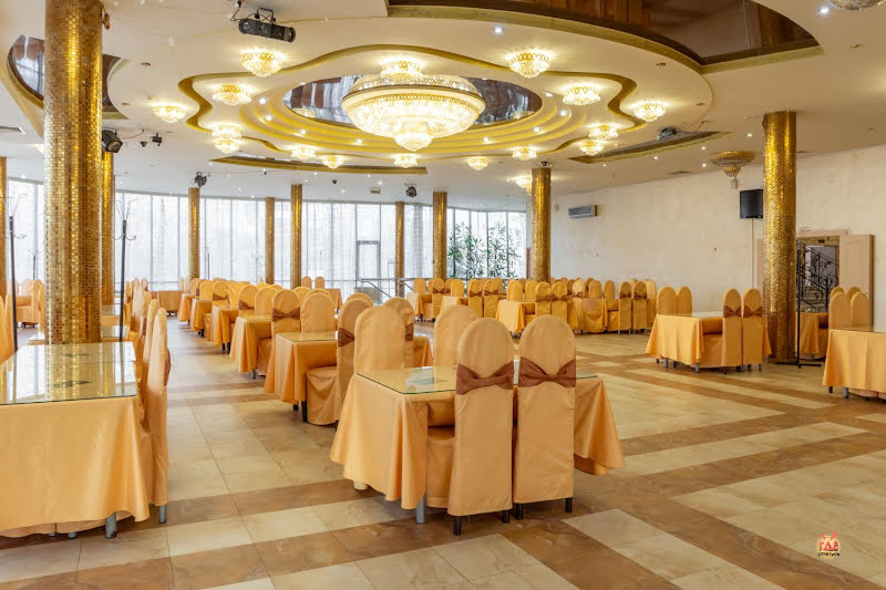 У Озера ​на Героев Космоса фотография №1