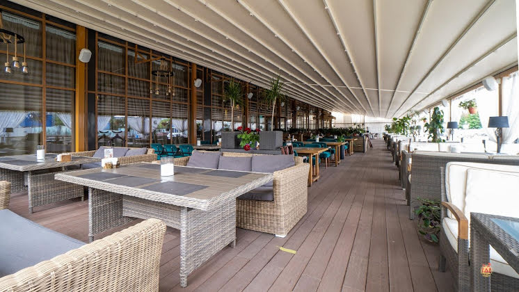 Летняя веранда  в «GRAND Урюк на Ленинградском» фотография №9