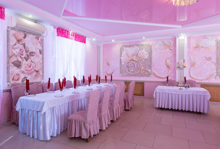 Зал «Розовый» в Зал «Охотничий»