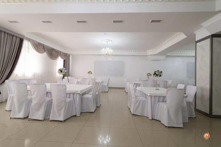 Банкетный зал в «Империя Плаза» фотография №7