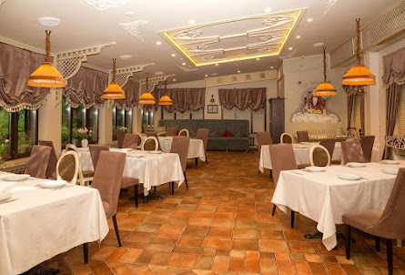 Зал на 50 человек в Зал на 16 человек