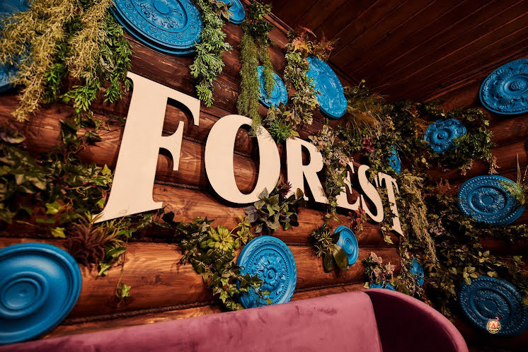 Основной зал в «Forest» фотография №8
