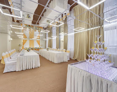  ресторан Almond