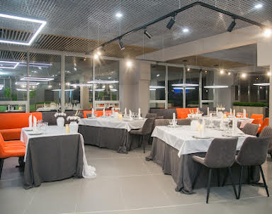  ресторан Академия вкуса в селе Красное