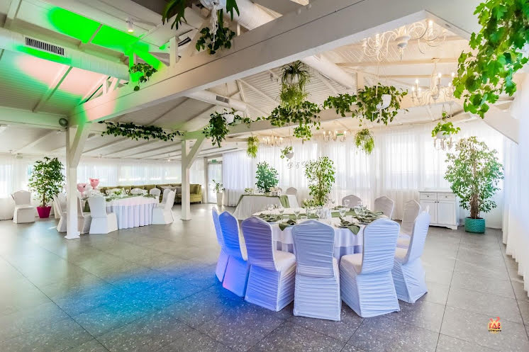 Основной зал в «Риверсайд» фотография №7