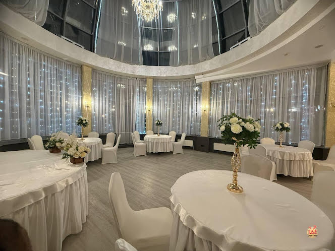 Зал "Тиффани" в «Алые паруса» фотография №12