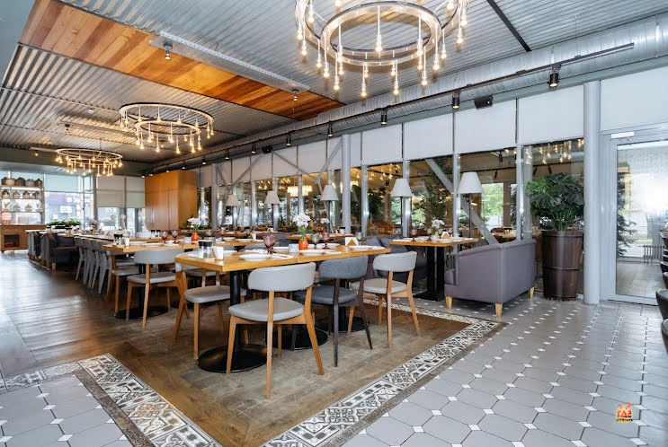 Основной зал в «Хинкальная на Достоевского» фотография №2