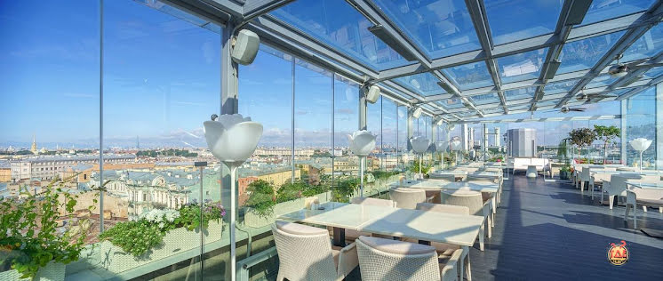 Терраса "Вино и вода" в «INDIGO St. Petersburg-Tchaikovskogo» фотография №2