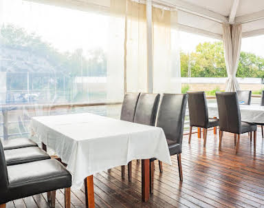  ресторан Бакинский бульвар  Аврора