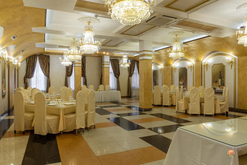 У Озера ​на Героев Космоса фотография №6