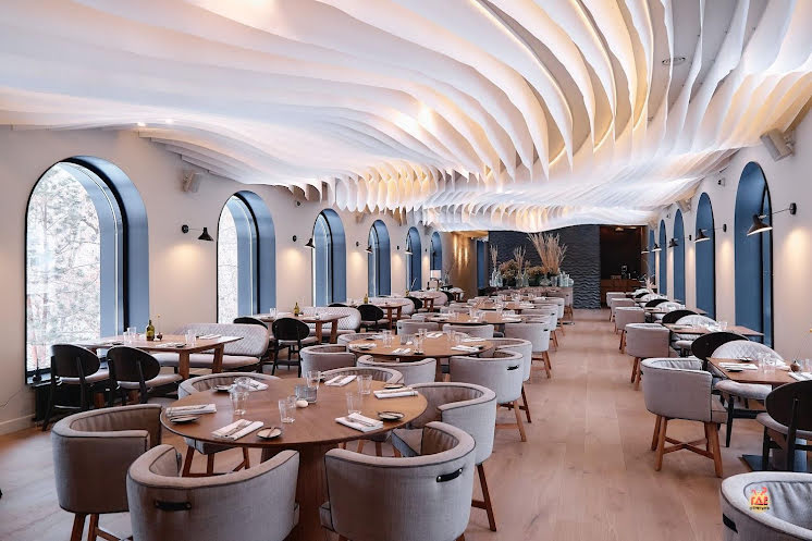 Основной зал 2 этажа  в «Чешуя» фотография №2