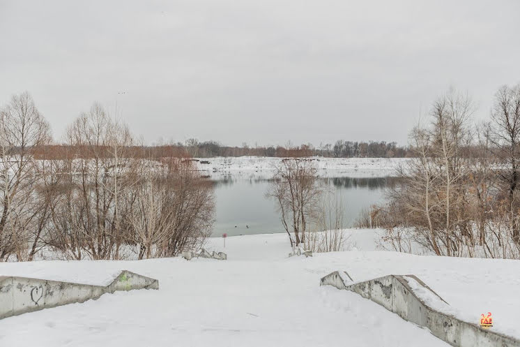 Основной зал в «Берег +» фотография №12