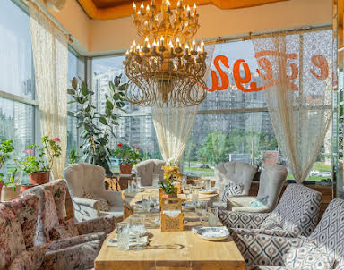  ресторан Гуси-Лебеди