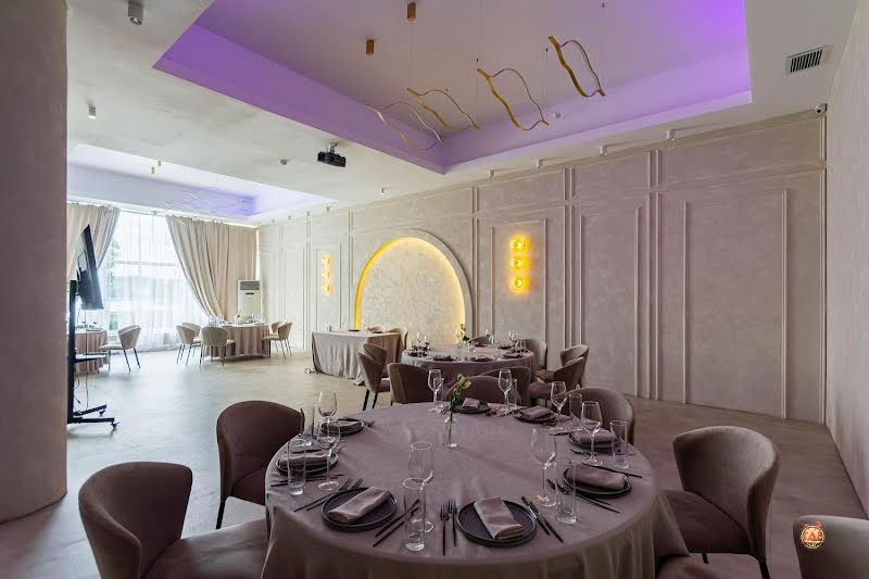 AMAND HALL / Аманд Холл фотография №1