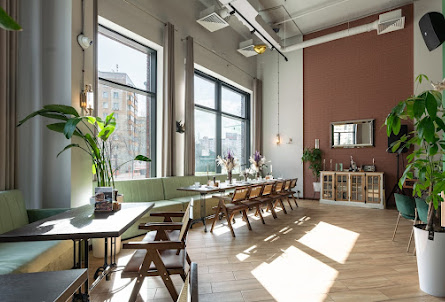 Основной зал в Малый зал