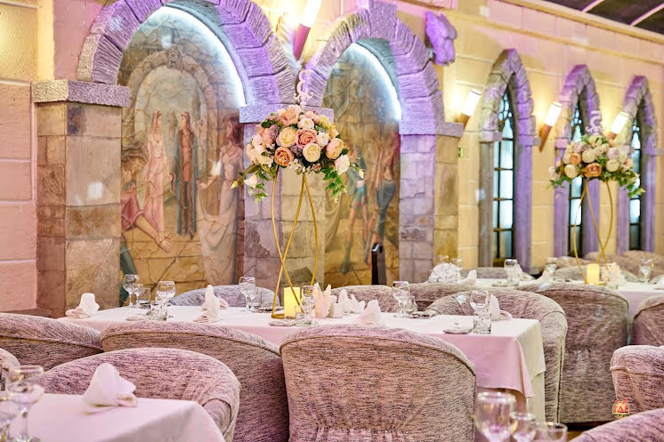 Зал «Рыцарский» в «Замок в долине» фотография №19