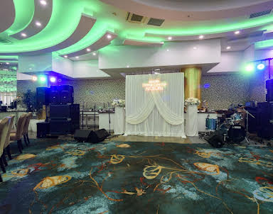  ресторан Ramada