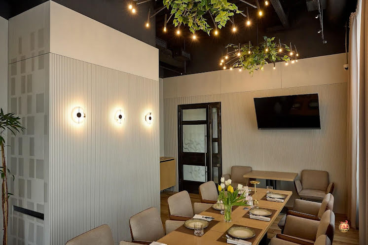 Большой банкетный зал в «Корова» фотография №8