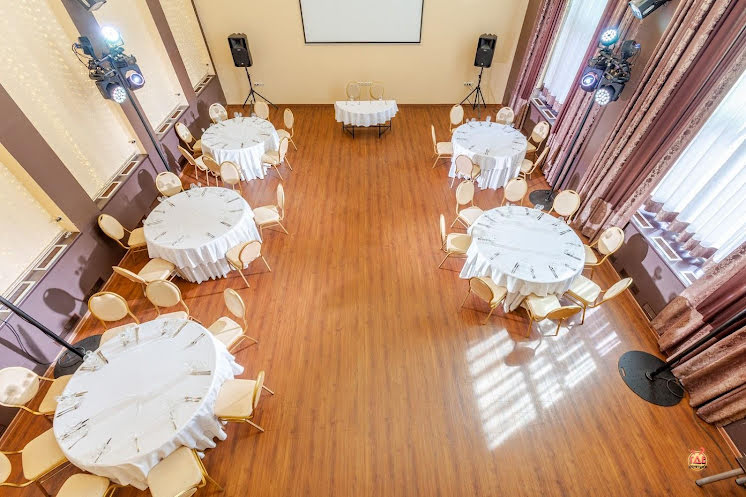 Зал «Дворянский» в «Бристоль-Жигули» фотография №2