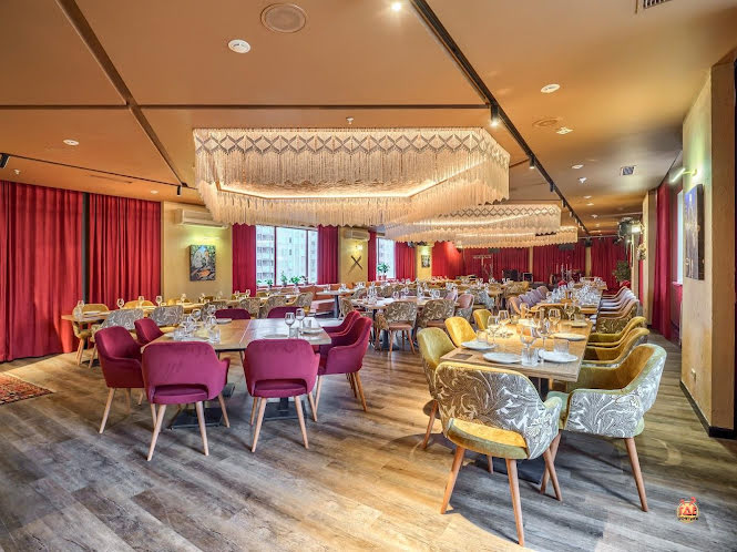 Танцевальный зал  в «Барбамбия Тамада в ТЦ «Ганза»» фотография №5