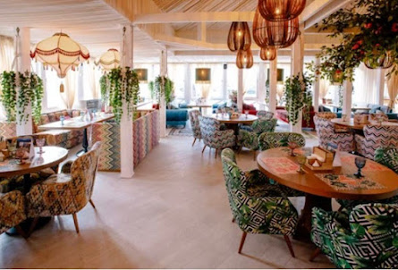 Основной зал  в Основной зал 