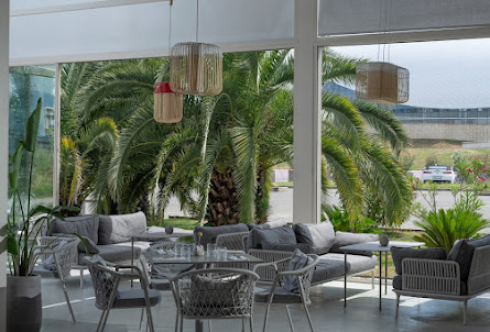 Веранда  в Малый зал 